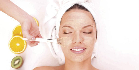 Limpieza facial profesional + Cóctel de vitaminas Pink Glow
